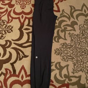 Black lululemon athletic leggings